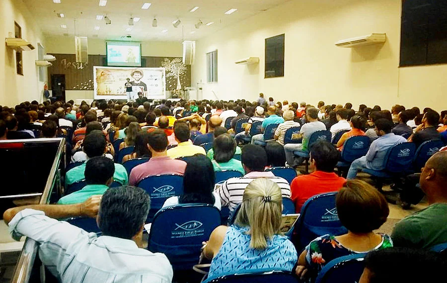ACE e CDL de Valença realizam Mega Palestra com o poeta Bráulio Bessa