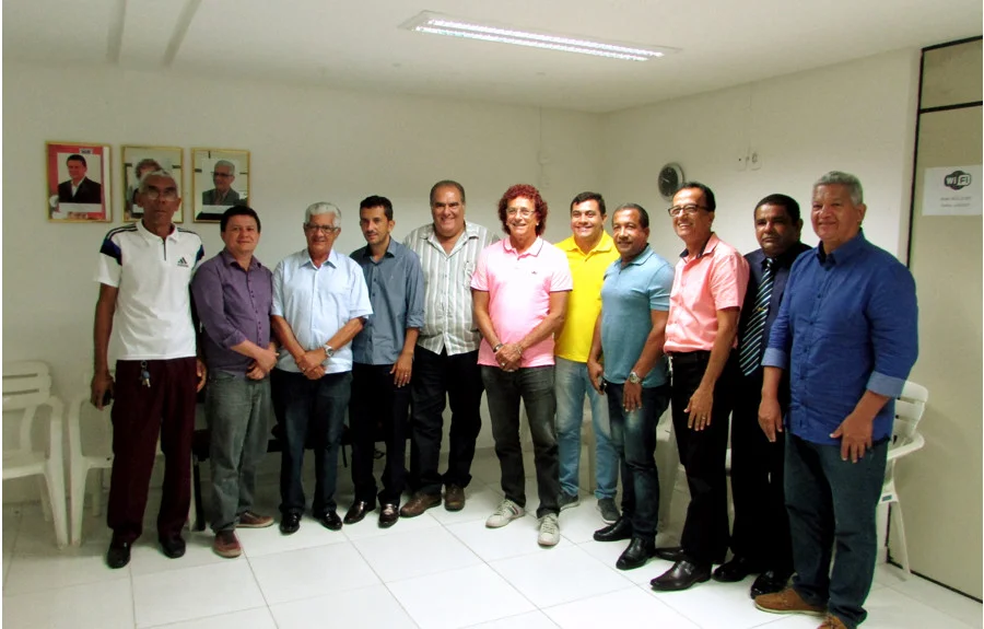 ACE, CDL e SINCOMVAL se reúnem com o prefeito Ricardo Moura